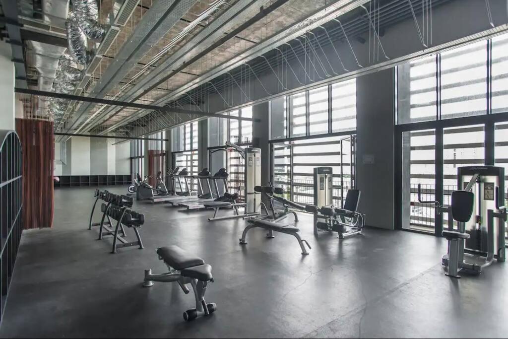 Tamarind Suite Cyberjaya 2-10Pax Duplex Luaran gambar